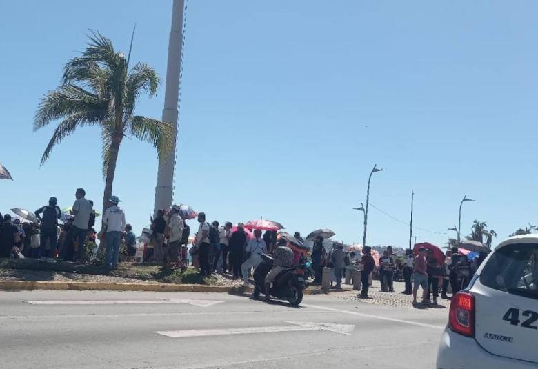 Bloqueo en Costera